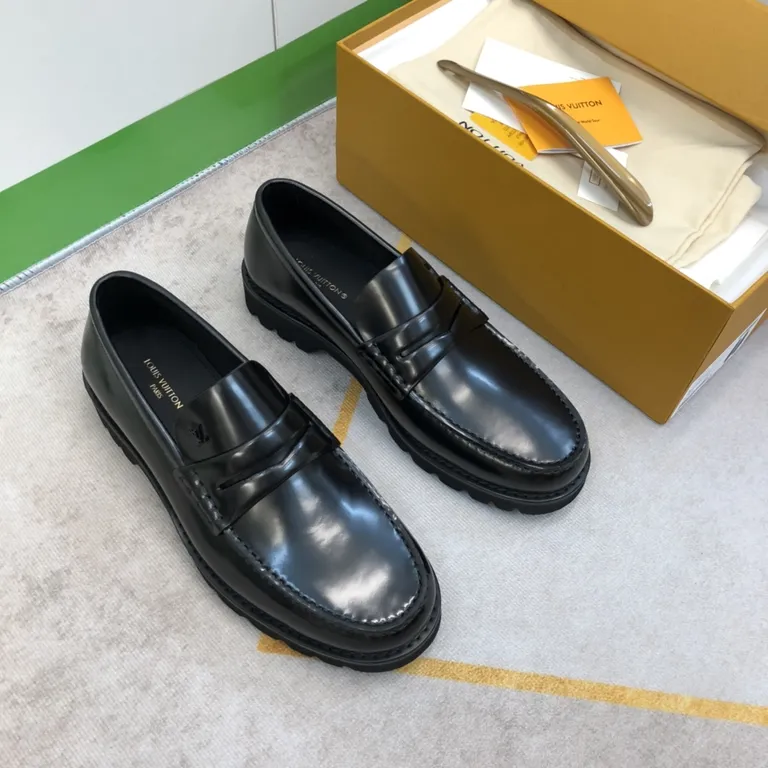 Louis Vuitton Shoe 